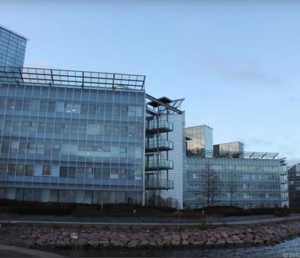 当年称霸的诺基亚，销声匿迹的这些年在干嘛？如今连苹果也要折服