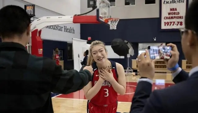 李梦在wnba穿几号球衣,李梦韩旭杨力维wnba首秀时间