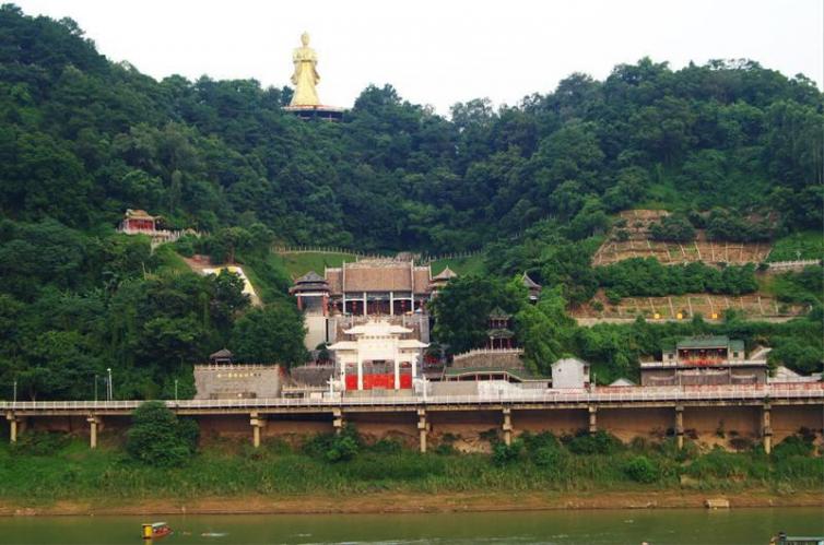 南宁上林周边避暑自驾游,南宁上林县周边游玩攻略