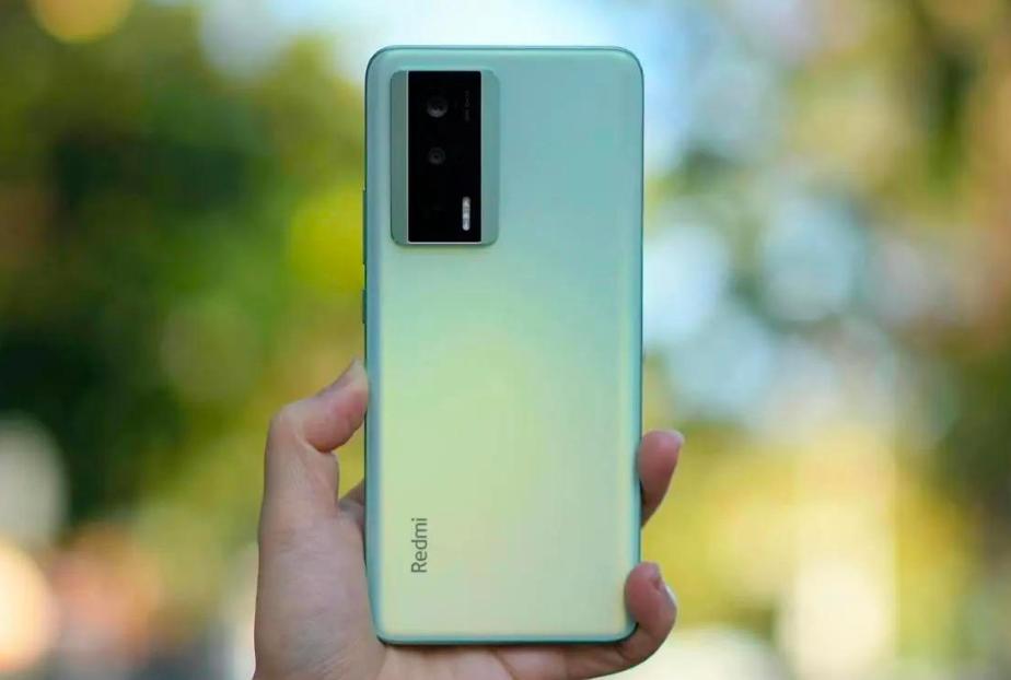 5月1000元左右的性价比手机,5月2千左右性价比超高的手机