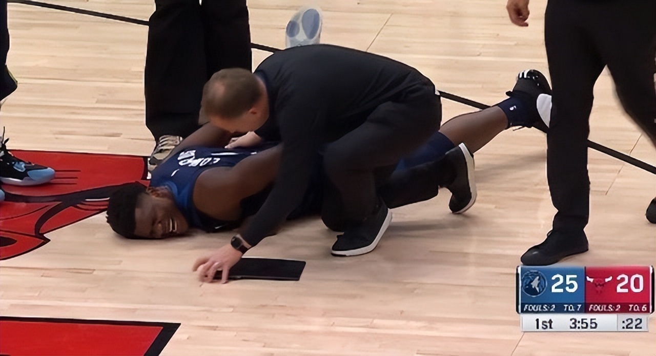 狼王爱德华兹集锦,爱德华兹带领狼队进入季后赛