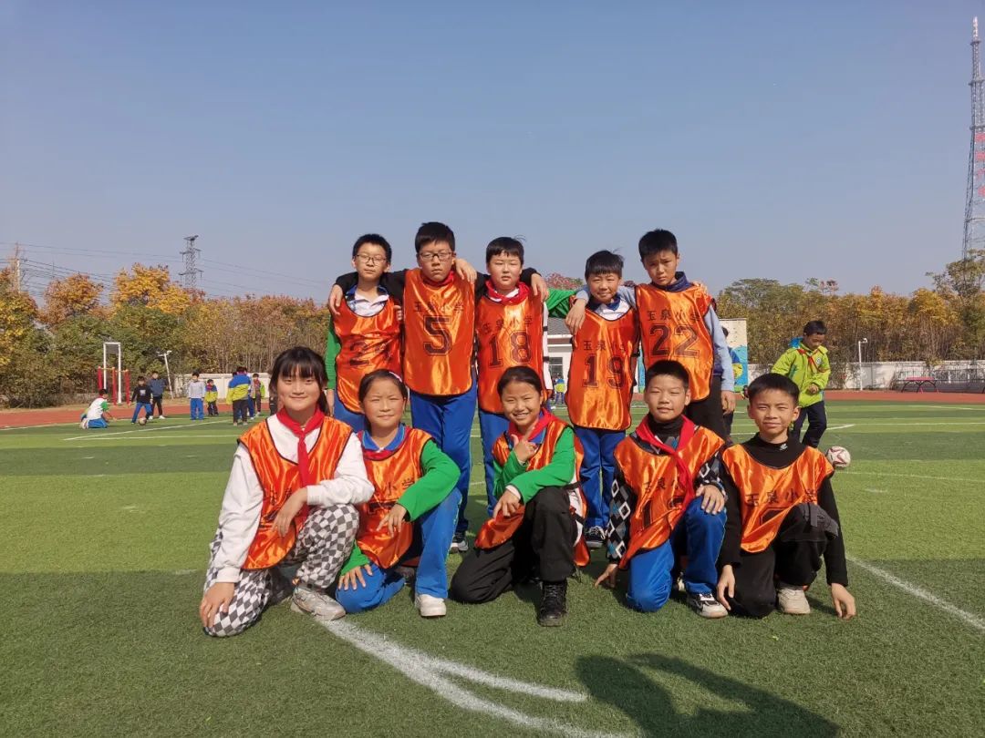 小小足球大小梦想,小学足球联赛拉开帷幕