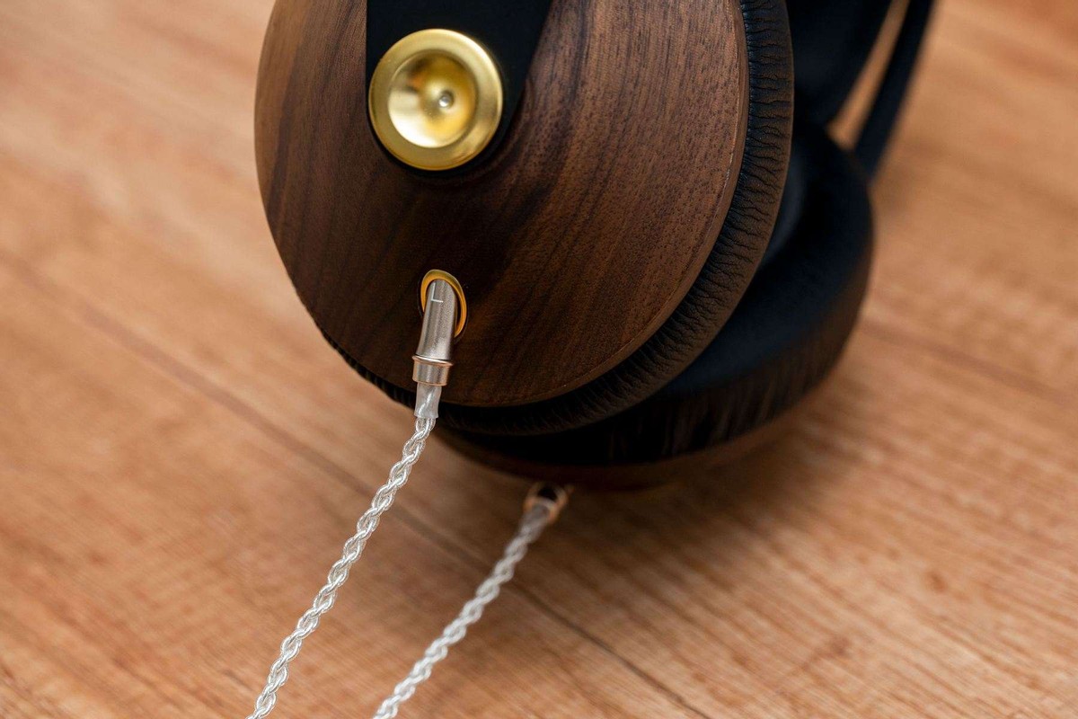 meze99classics鑰虫満,meze99classics鑰崇僵