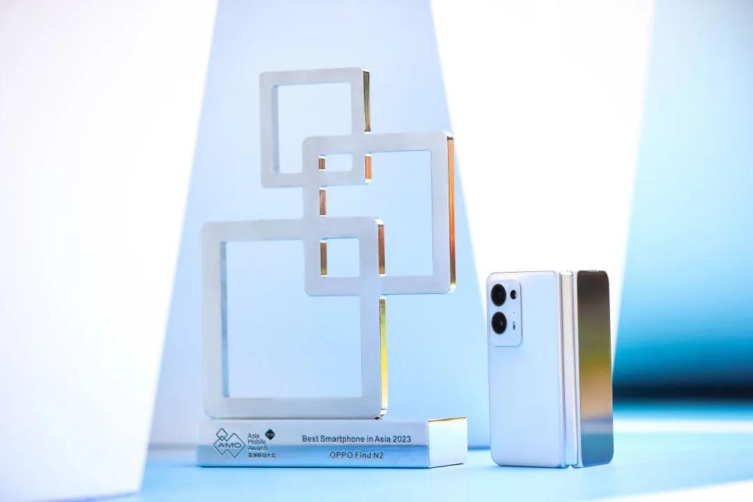 oppofindn220万次折叠测试,oppofindn2折叠屏手机多角度拍照