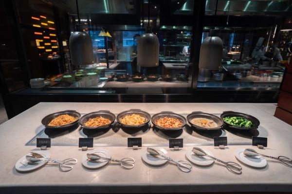 美食与美景并存,美食与美景交相辉映