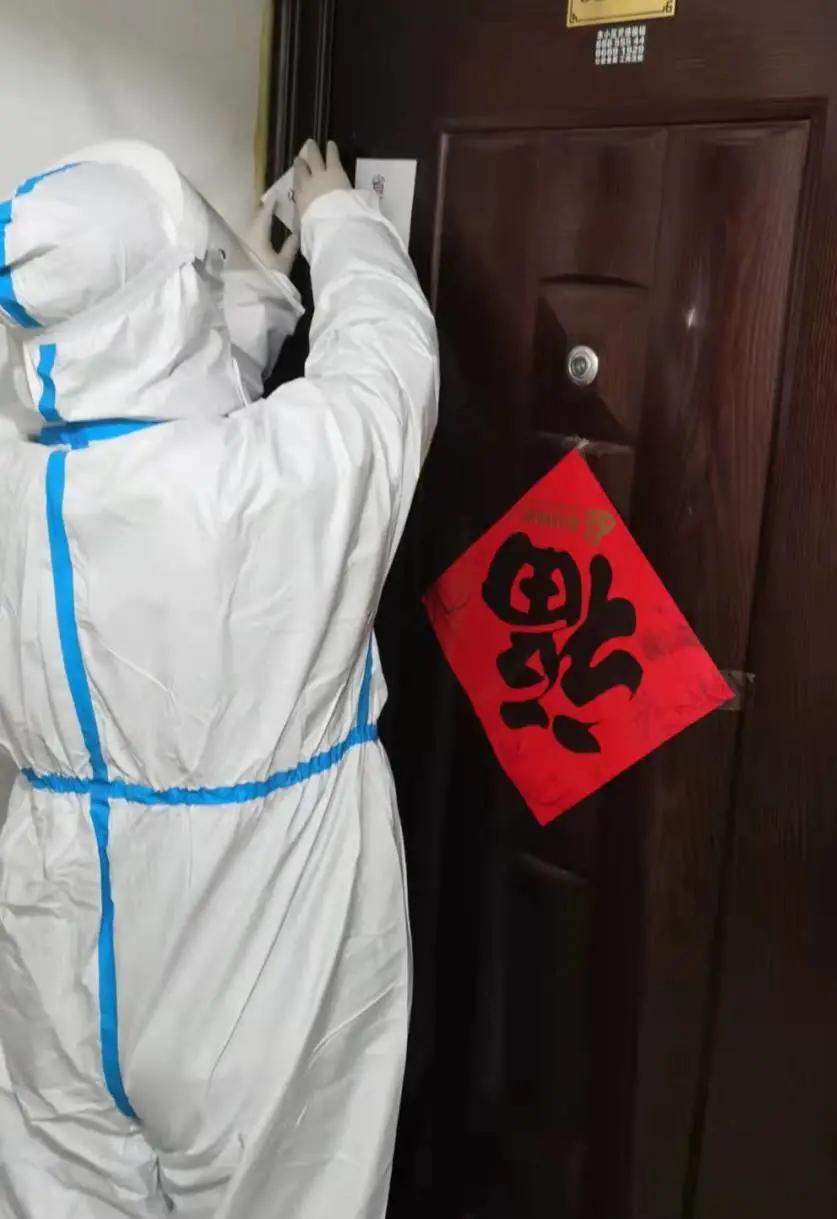 战疫一线致敬最美逆行者,抗击疫情疫路有你短视频