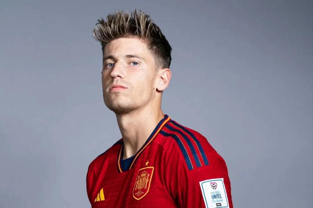 足坛现役年轻中场2024,世界足坛现役十大顶级中场