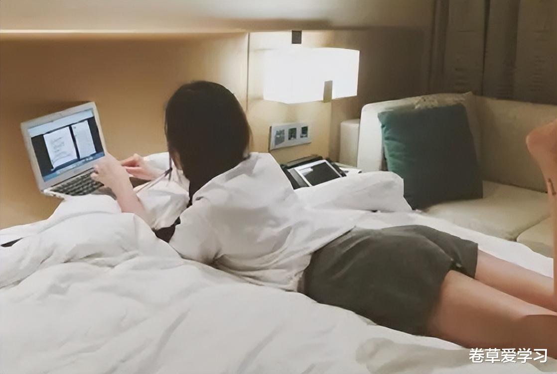 “人不会立刻腐烂，”7岁男孩私拍母亲照片，只为换皮