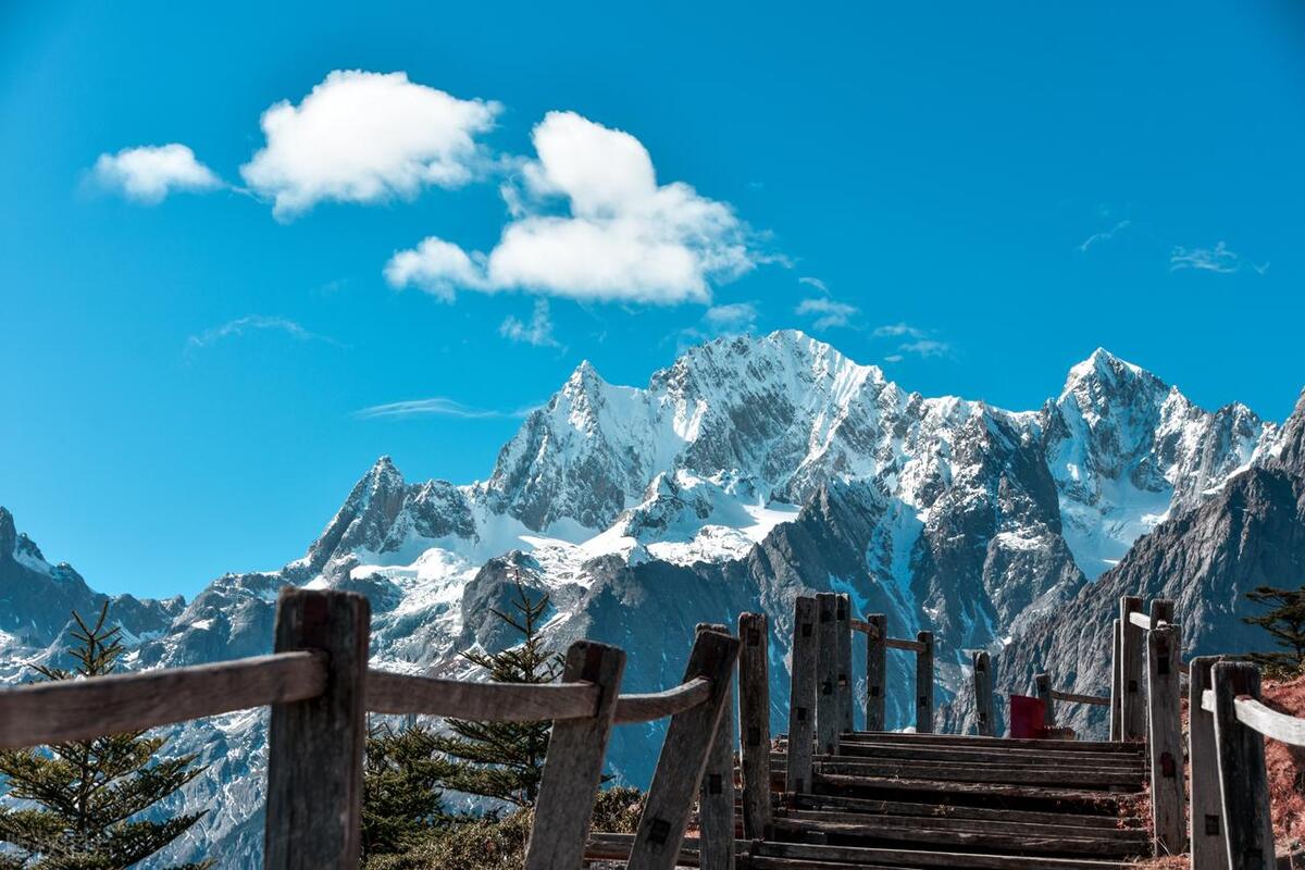 云南旅游六天五晚详细行程攻略,云南旅游六天五晚全部行程攻略