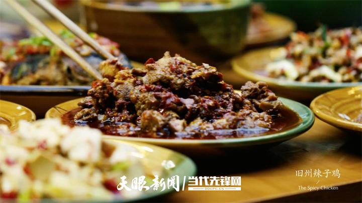 沿着高铁看贵州·一路向西｜逛游瀑乡品味乡愁