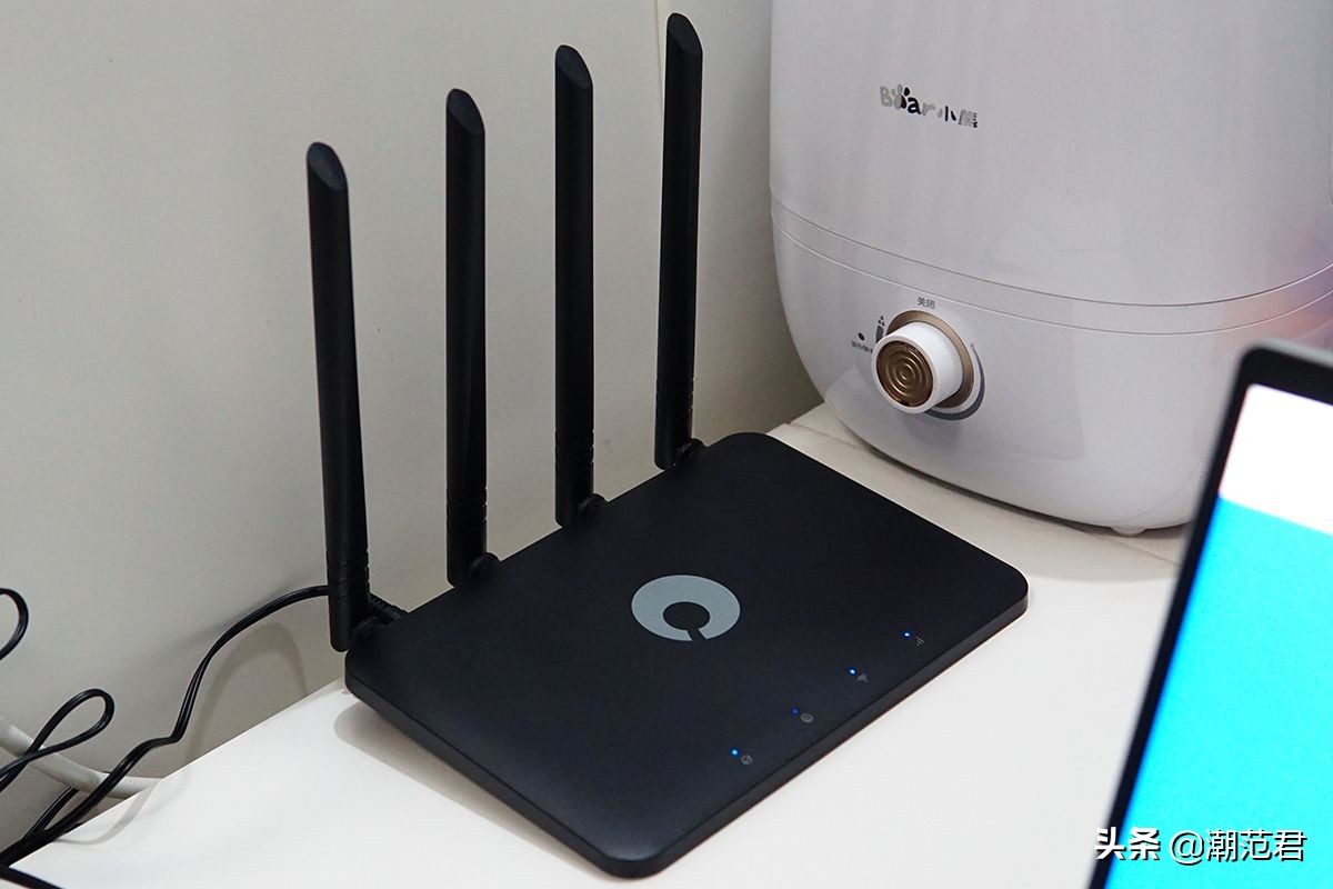 短租没宽带也要WiFi自由，这次我买了蒲公英4G路由器