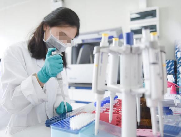 24岁被拐男孩不认亲生父母后续,广西被拐27年男孩