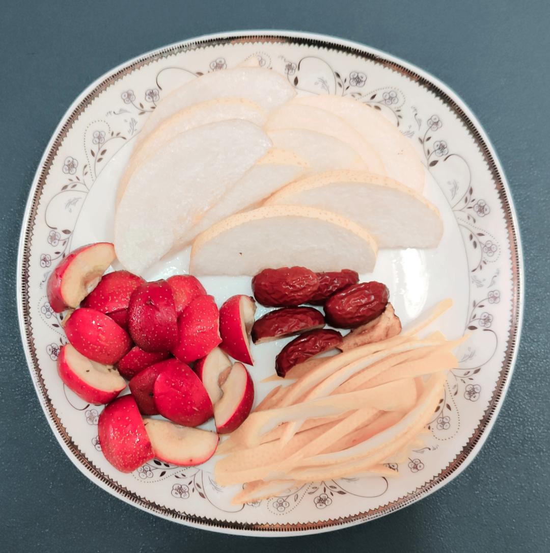 冬季来杯暖心又暖胃的水果茶,冬季安神水果茶