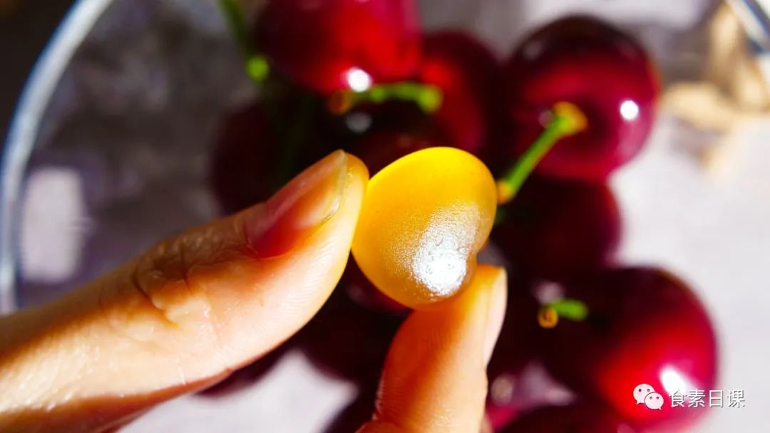 天天吃素为什么拉屎还是很臭,天天吃素为什么头还油