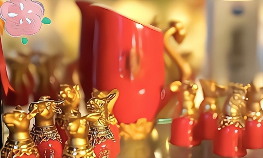 郭德纲讲述曹云金岳云鹏事件,当岳云鹏得知郭德纲被曹云金羞辱