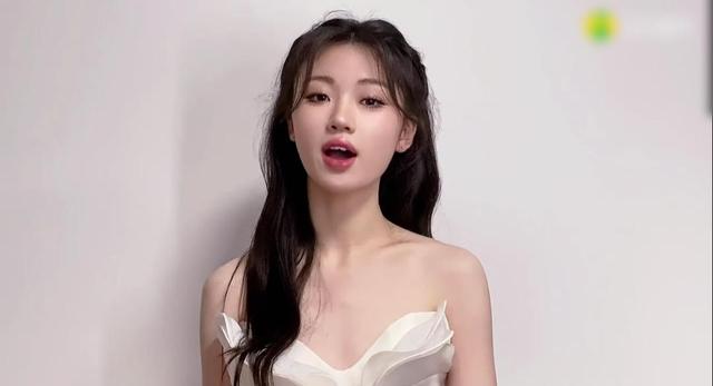 单依纯出过专辑吗,单依纯第一张黑胶唱片专辑