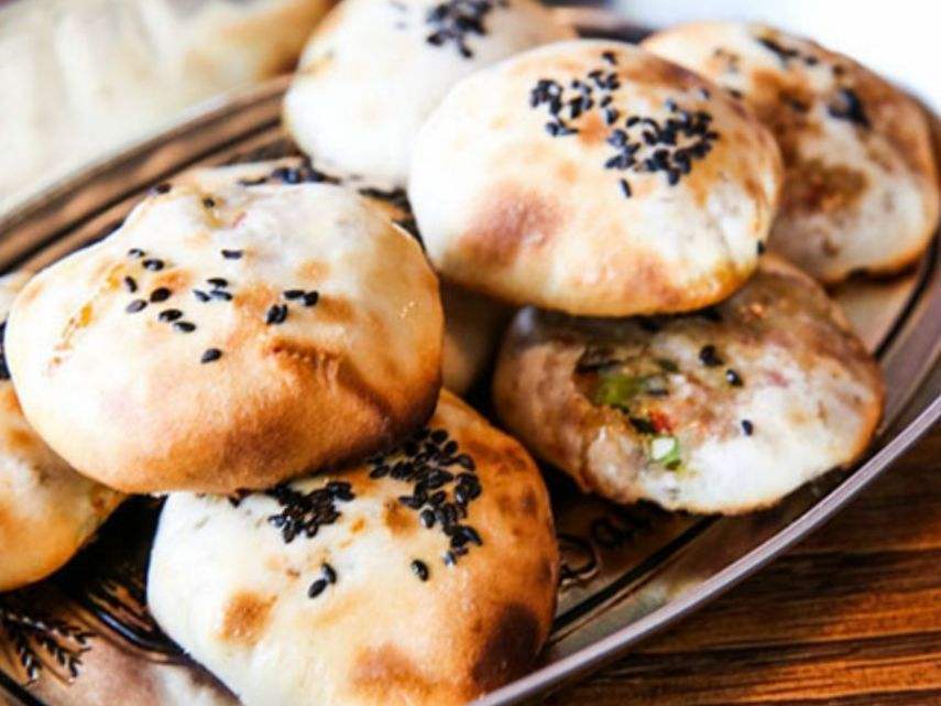 娴欐睙琚綆浼扮殑瀹濊棌缇庨灏忛晣,娴欐睙灏忎紬鏃呮父灏忓煄缇庨