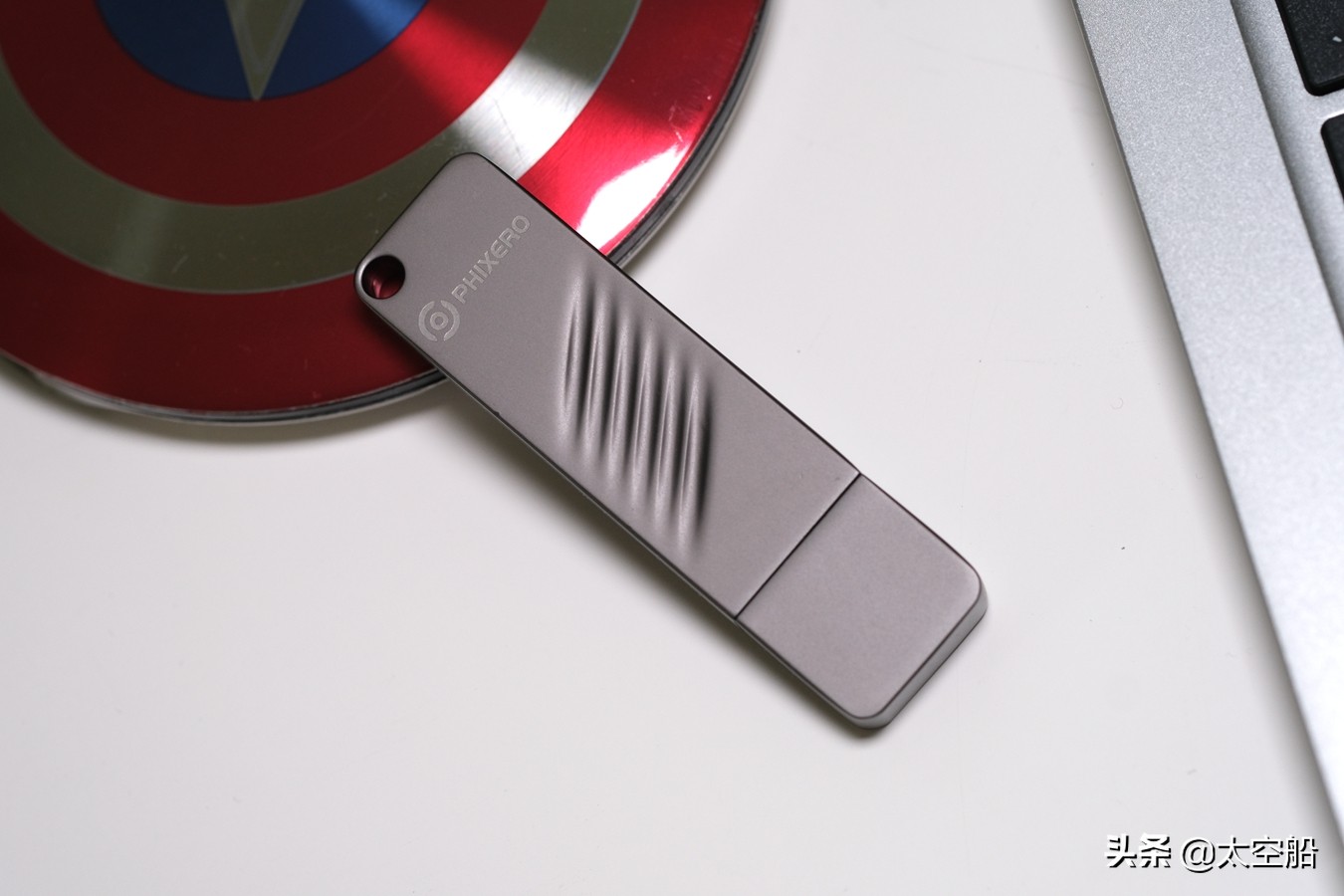 超过4G的文件无法拷入U盘？斐数移动固态U盘却做到了