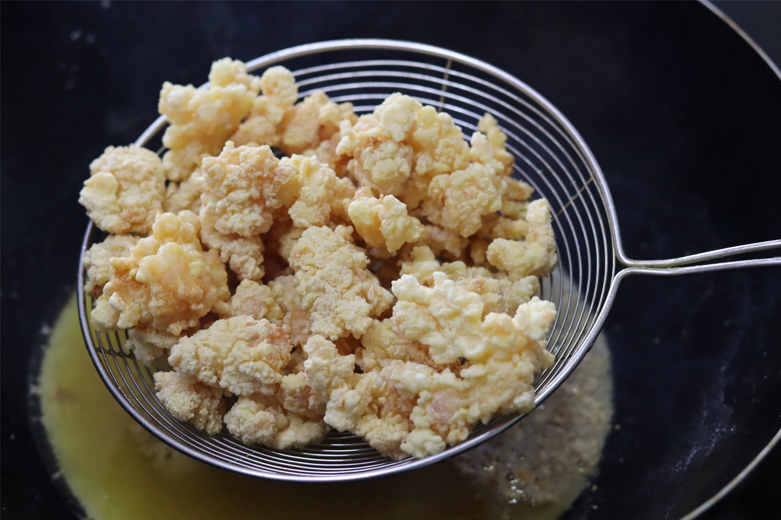 过年这几天，孩子点名要吃的“炸货”，比鸡米花香，贵点也值了