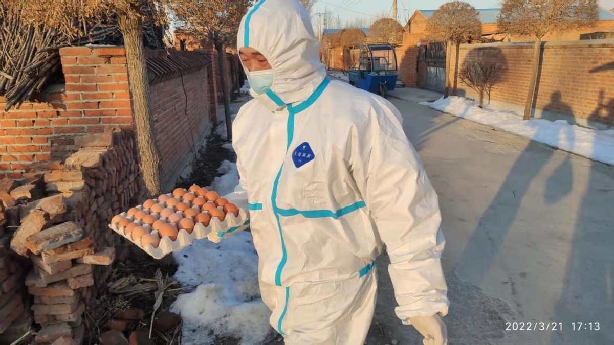 乐山镇物资代购解决村民生活物资配送“最后100米”问题