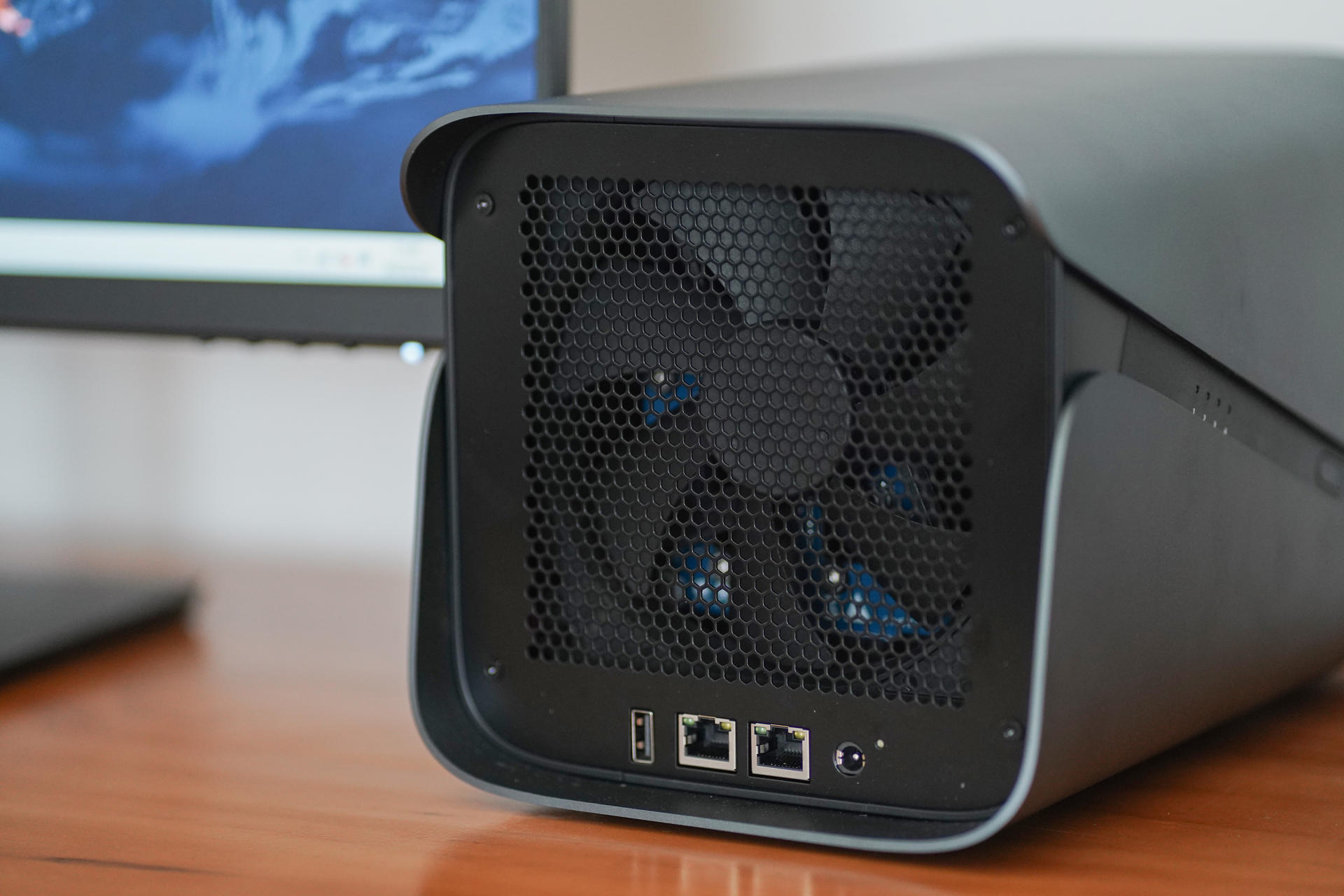 鏋佺┖闂磏aszpro鍜寊4鍔熻兘瀵规瘮,鏋佺┖闂磏asz4pro娣卞害璇勬祴