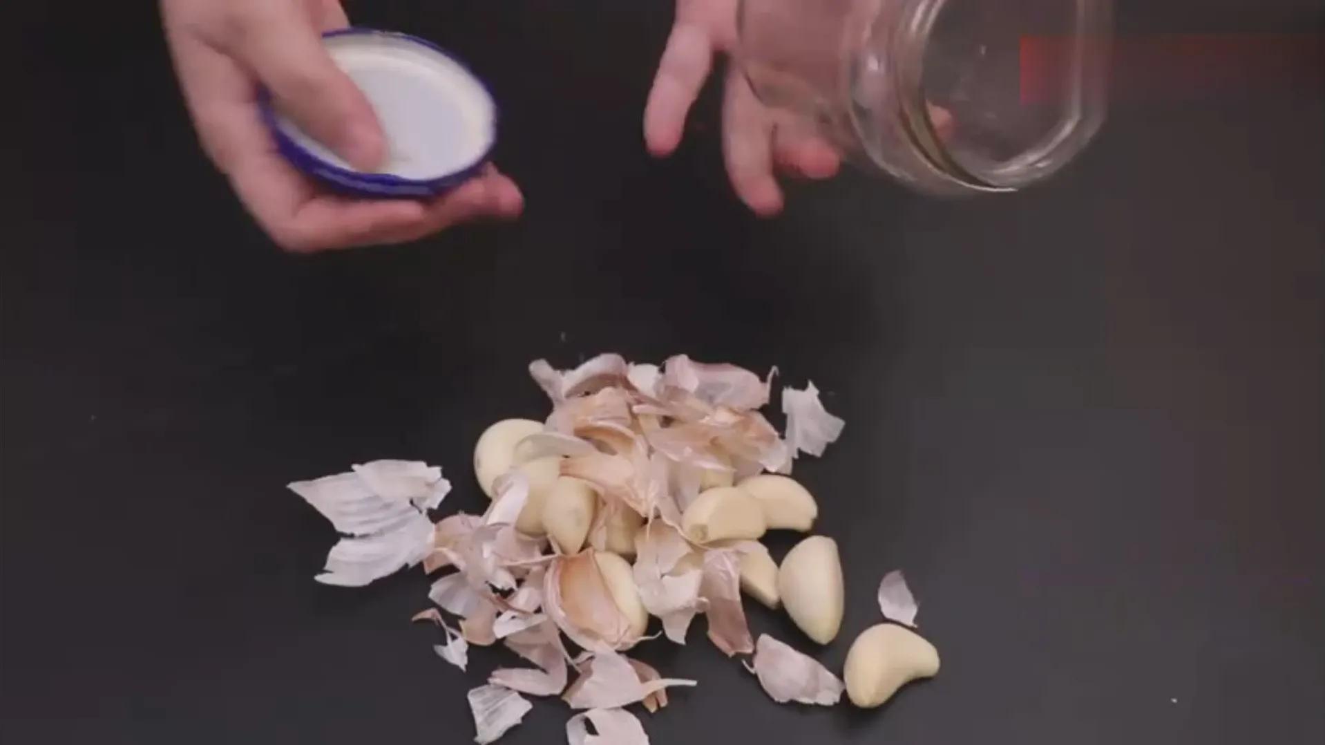 生活小技巧大蒜怎么去皮,#大蒜去皮小妙招