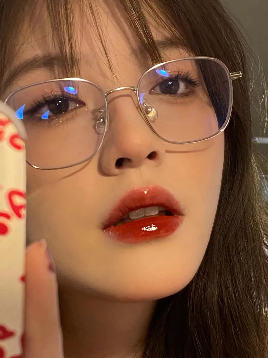 拍照不上镜但是现实有人说好看,长得好看拍照不上镜是什么原因