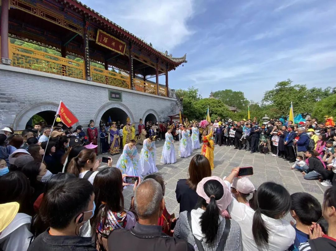 五一假期有多苦,五一小长假应该出去走走吗