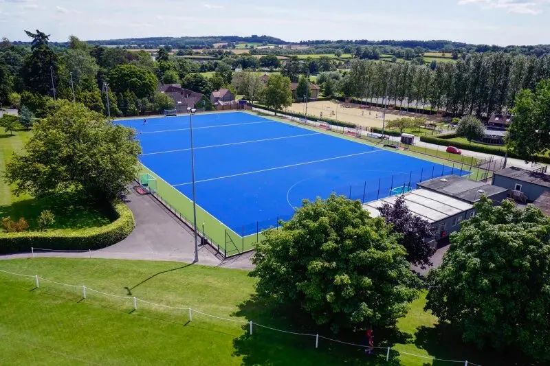 英国米尔菲尔德学校夏令营,最后倒计时欧洲乐队露天现场