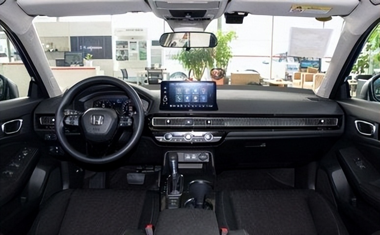 新手第一辆车10-15万预算,预算15万女孩子的第一辆车选什么