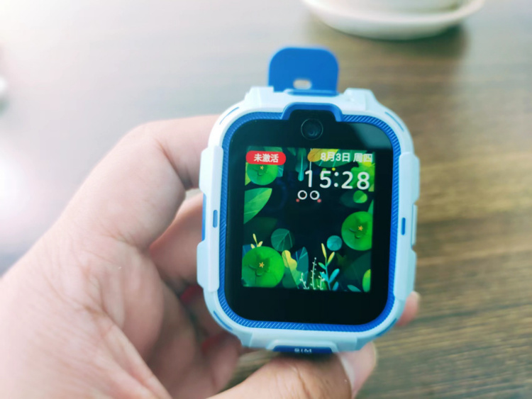 360多功能儿童手表11x高精定位,360儿童手表双摄支持微信吗