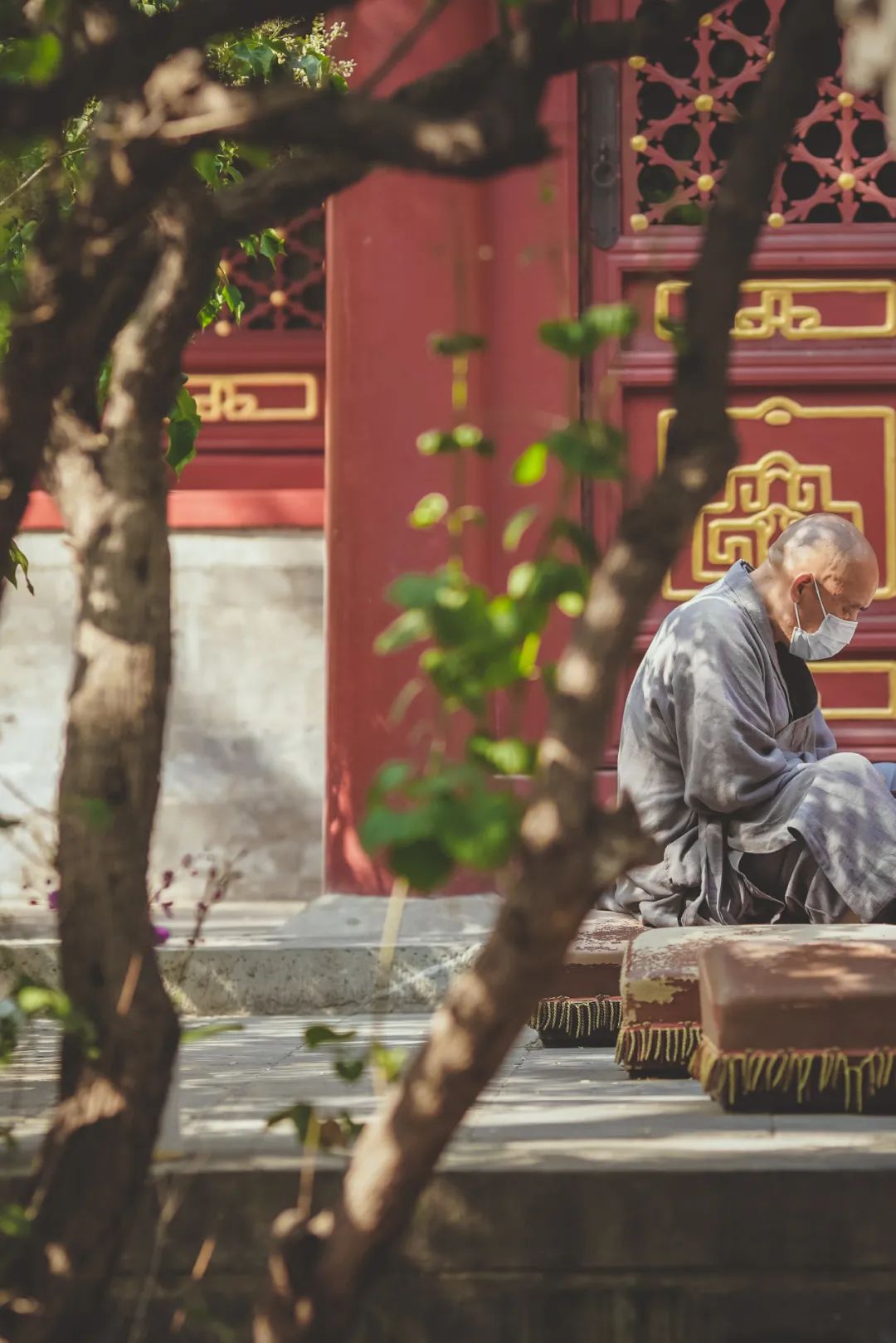 中国最灵的寺庙雍和宫,不要再去一个人挤人的景点