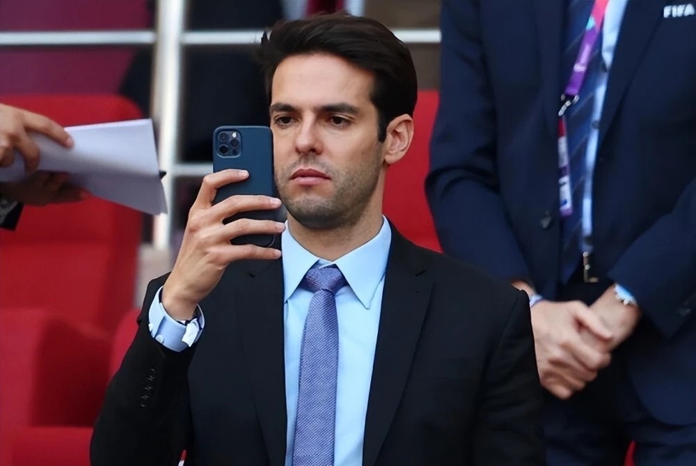 巴西球星卡卡金球,卡卡米兰王子