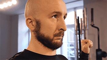 健身教练辅助女学员深蹲,辅助深蹲150kg女学员