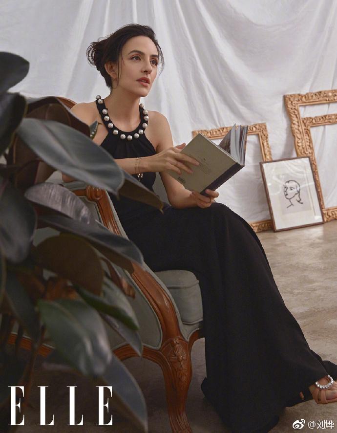 44岁影帝婚后13年自曝心愿惹哭网友！他们的神仙爱情比小说更动人