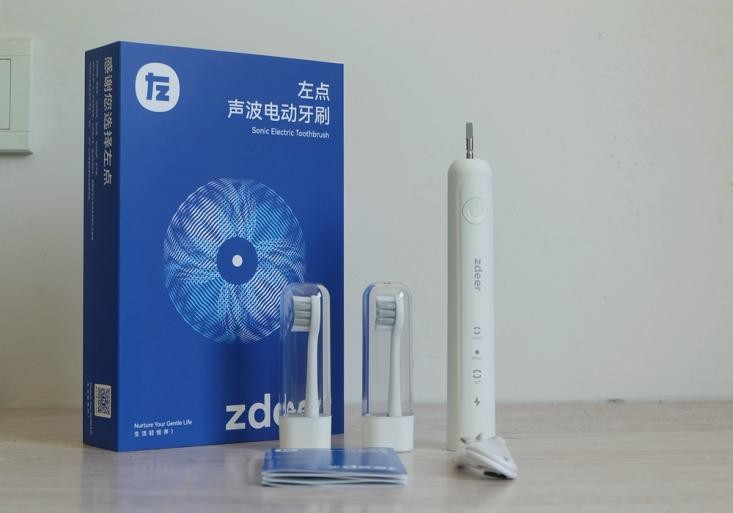 如何使用声波电动牙刷,声波电动牙刷使用正确方法