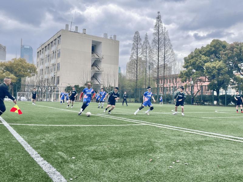 以球会友逐梦青春,以球会友促融合