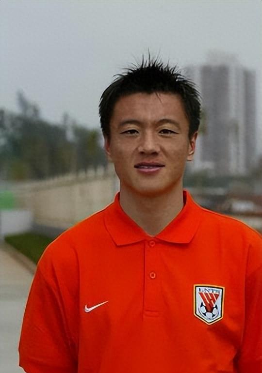 中国足球历史最佳阵容11人投票,中国国家队最佳11人阵容