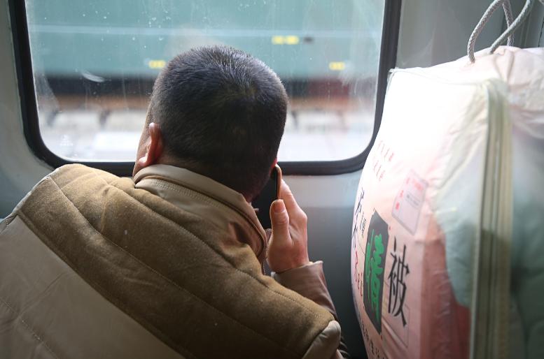 为父奔丧被辞案公司已支付赔偿金,为父奔丧被辞退当事人收到赔偿金