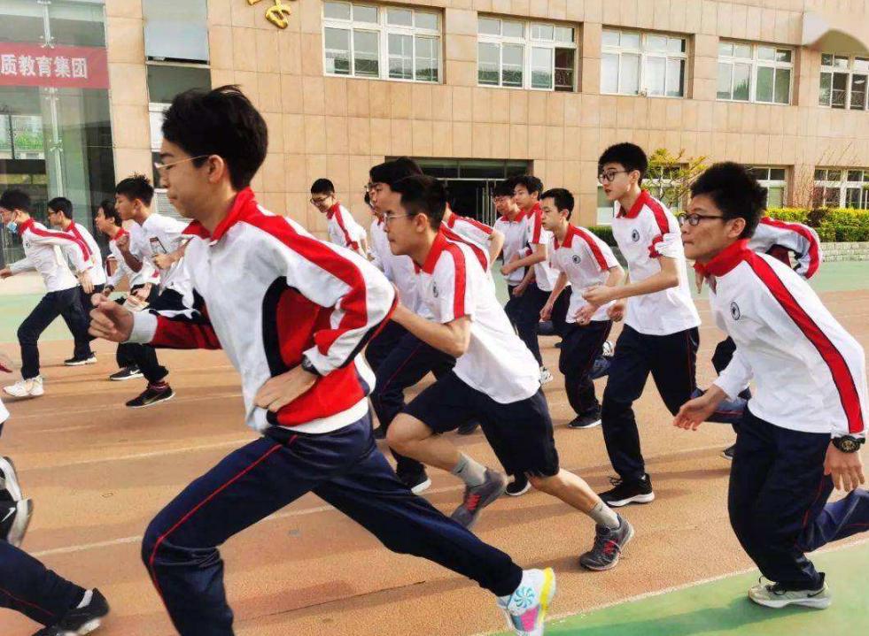 体育纳入初高中学业水平考试,体育纳入高考学业成绩