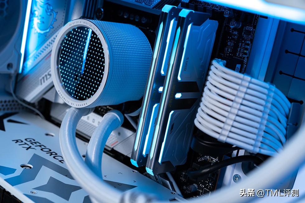 联力新款P28性能风扇,联力v2风扇