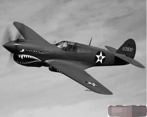 战斗机频繁飞行怎么回事,战斗机飞行员内急怎么办