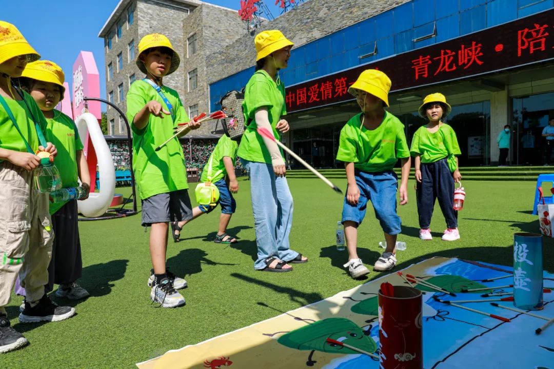 粽叶飘香迎端午非遗体验欢乐多,端午粽情景区