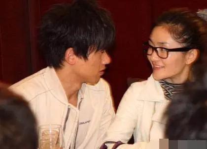 谢娜帮张杰助唱,张杰帮谢娜筹办经费