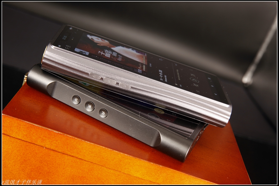 「最美刘海还是最美滚轮」山灵旗舰M9+ME800试玩手记