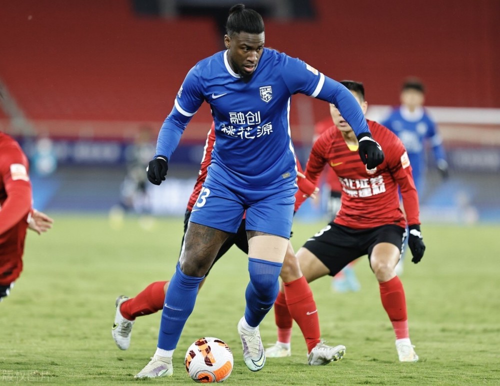 中超武汉三镇vs山东泰山费莱尼,中超第七轮贾德松