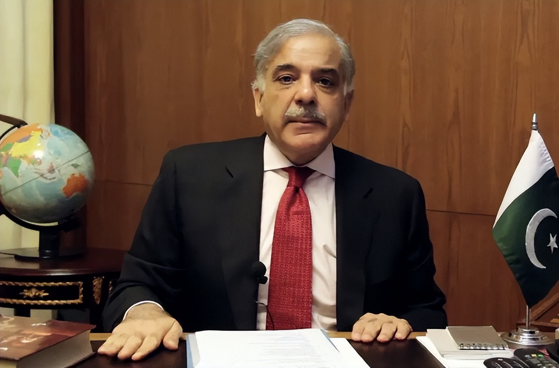 巴基斯坦政局一夜突变，中巴关系将蒙受损失？新总理对华表明态度