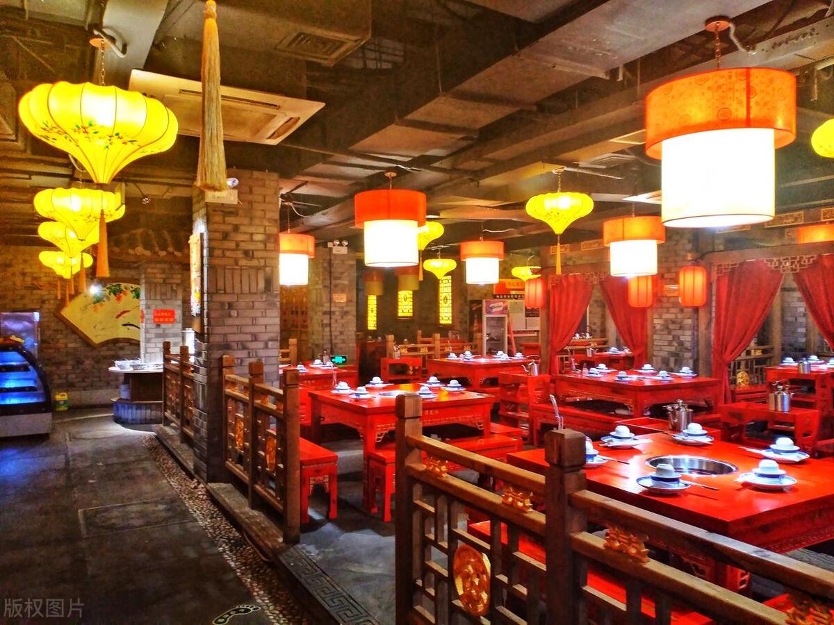 最出名的火锅店是什么,全国火锅店排名第一的是什么