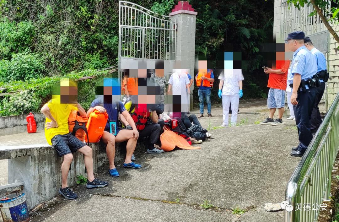 13名驴友闯入峡谷无人区,3名驴友非法穿越1人不幸遇难