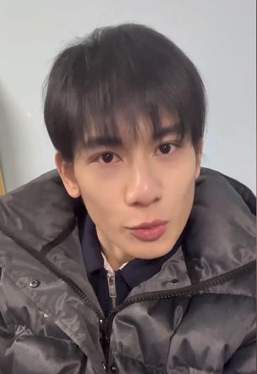 周星驰割双眼皮访谈,周星驰割双眼皮前的电影